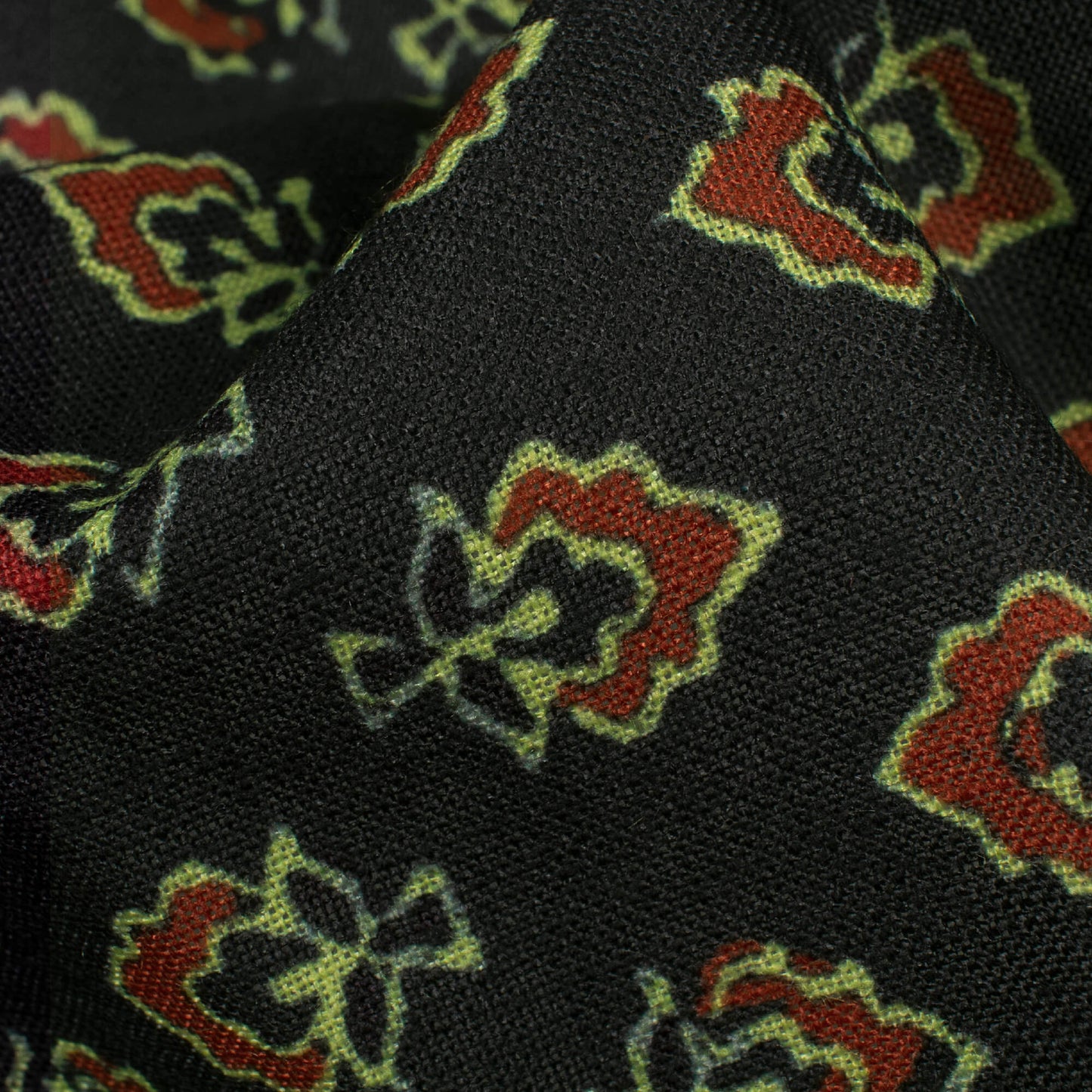 Dark Green And Red Ajrakh Pattern Digital Print Linen Textured Fabric (Width 56 Inches)