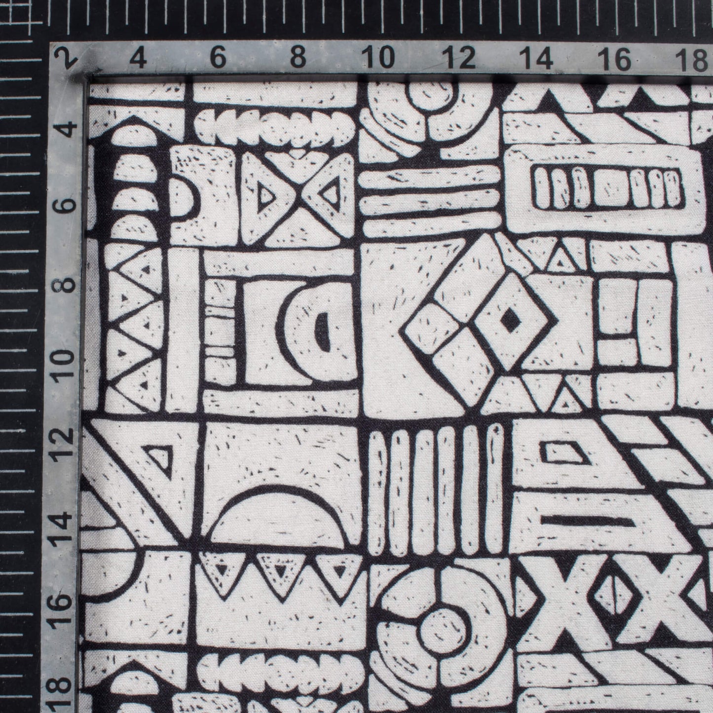 White And Black Geometric Pattern Digital Print Viscose Rayon Fabric (Width 58 Inches)