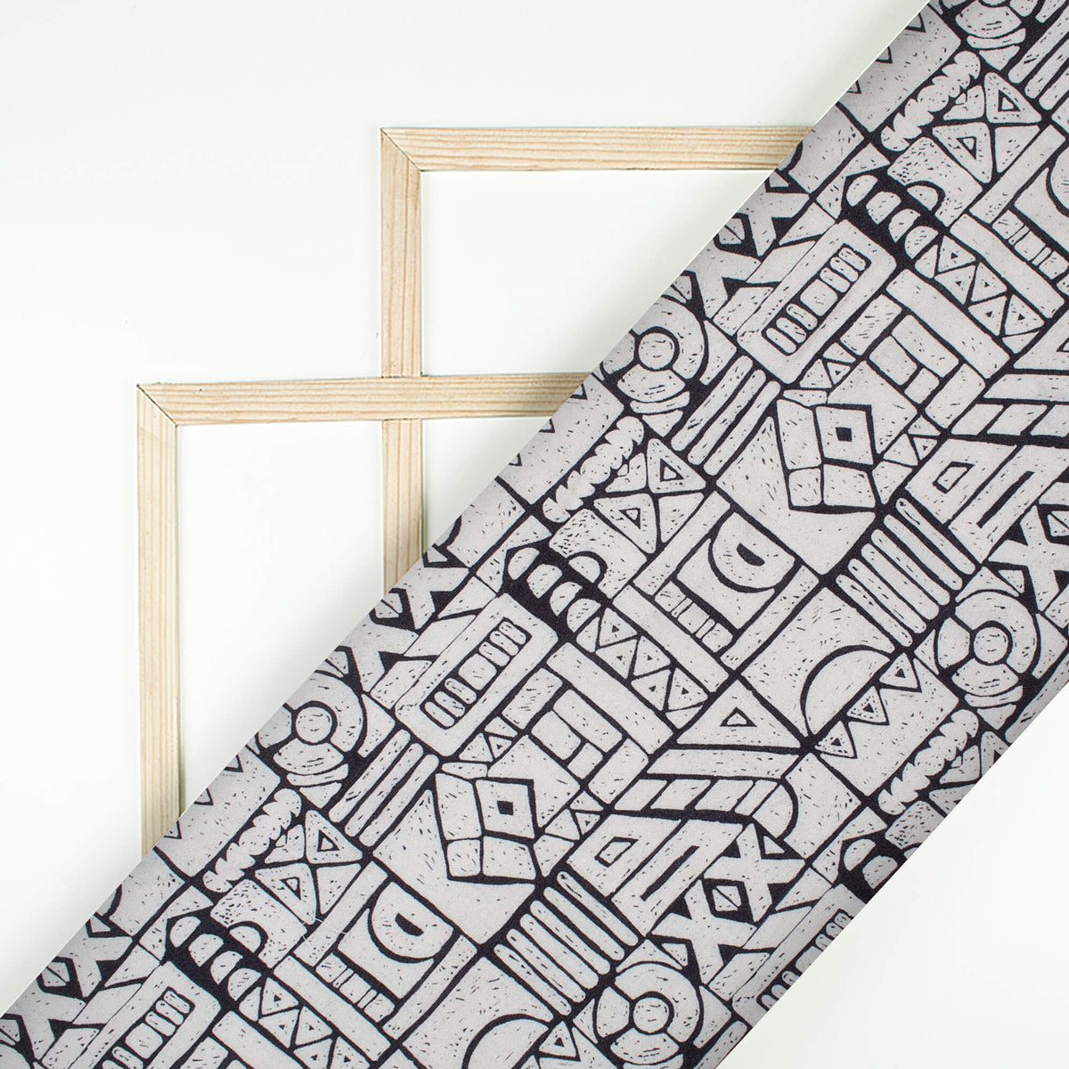 White And Black Geometric Pattern Digital Print Viscose Rayon Fabric (Width 58 Inches)