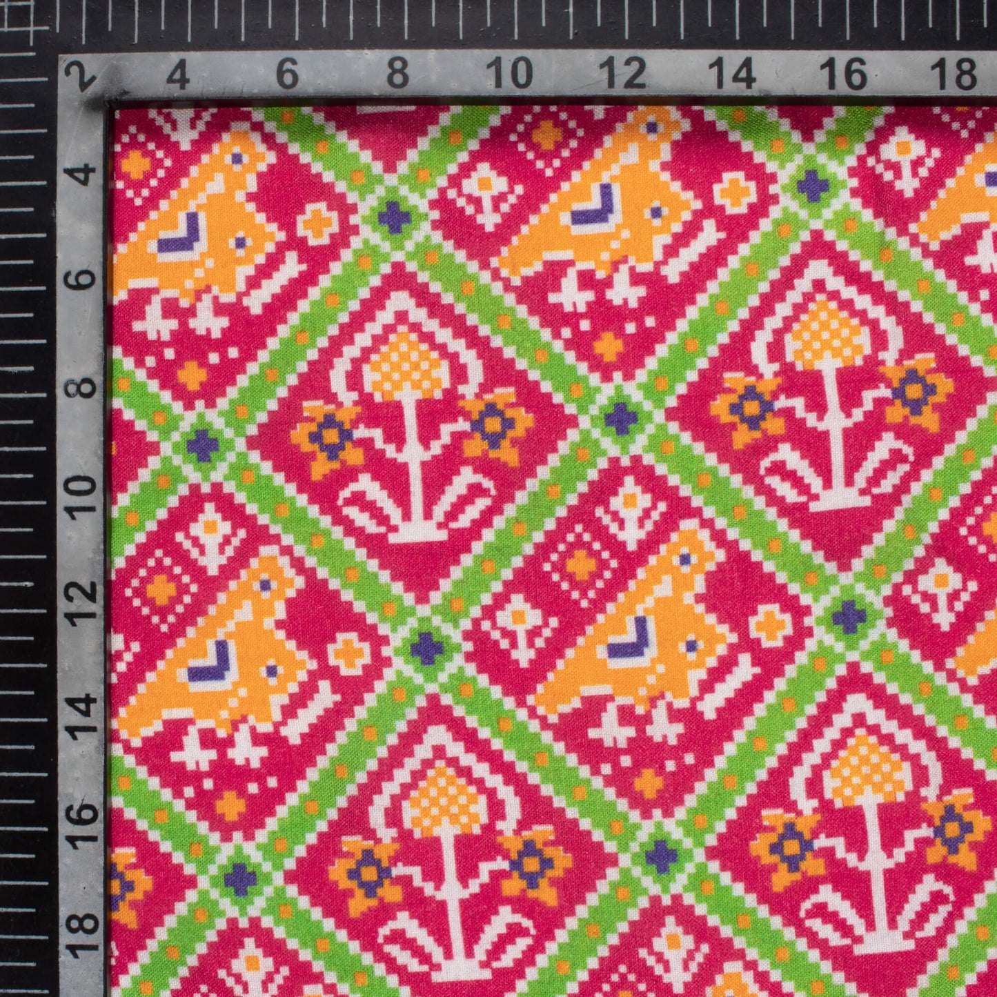 Magenta Pink And Paris Green Patola Pattern Digital Print Viscose Rayon Fabric (Width 58 Inches)