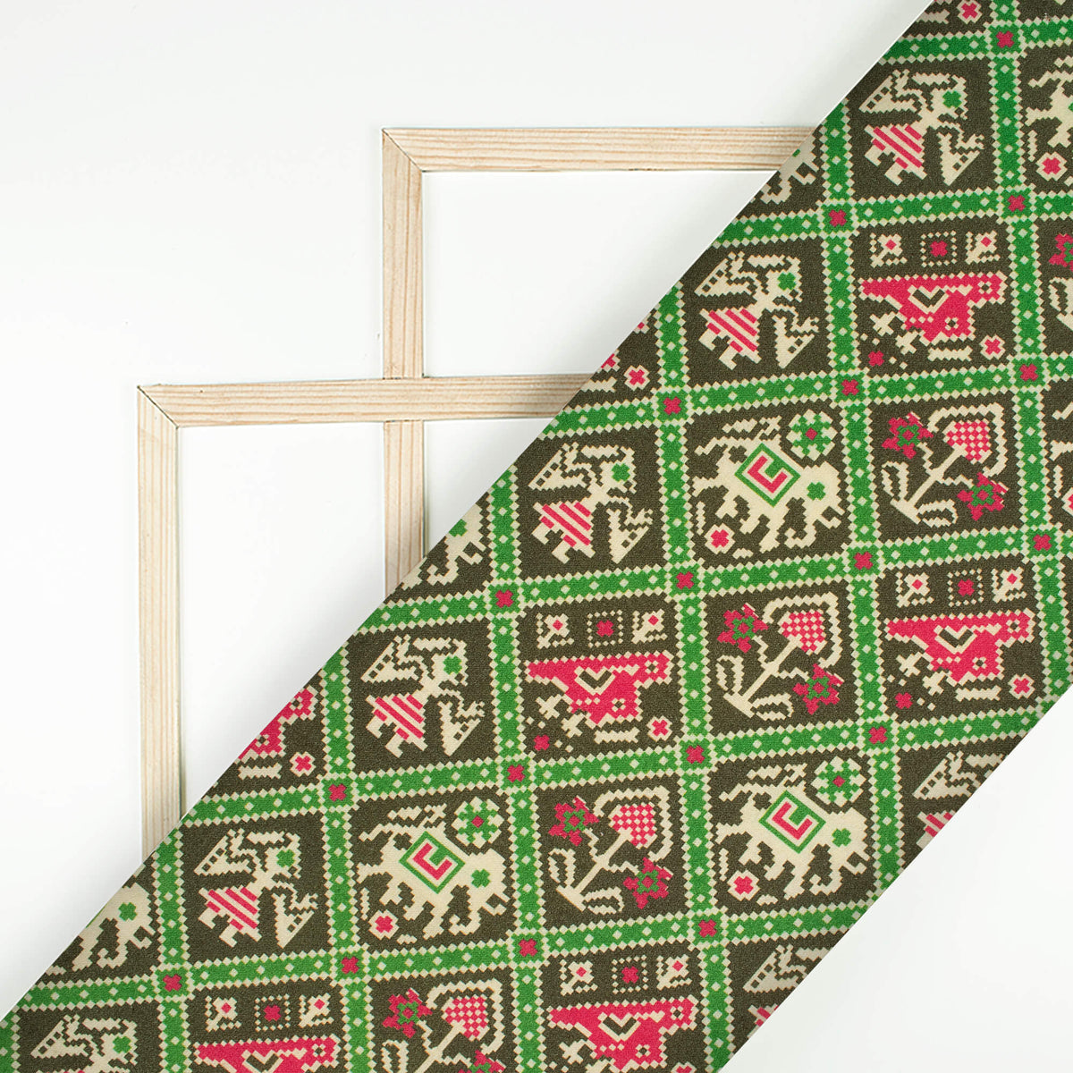 Seaweed Green And Magenta Purple Patola Pattern Digital Print Viscose Rayon Fabric (Width 58 Inches)