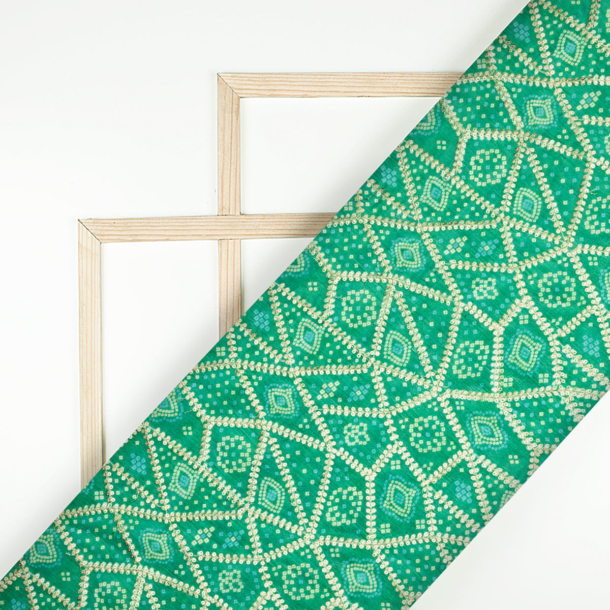 Trendy Bandhanii Position Print On Sequins Embroidery Chinnon Chiffon Fabric