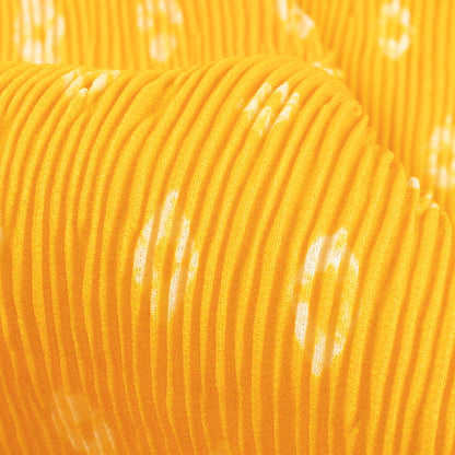 Honey Yellow And White Bandhanii Pattern Digital Print Georgette Pleated Fabric