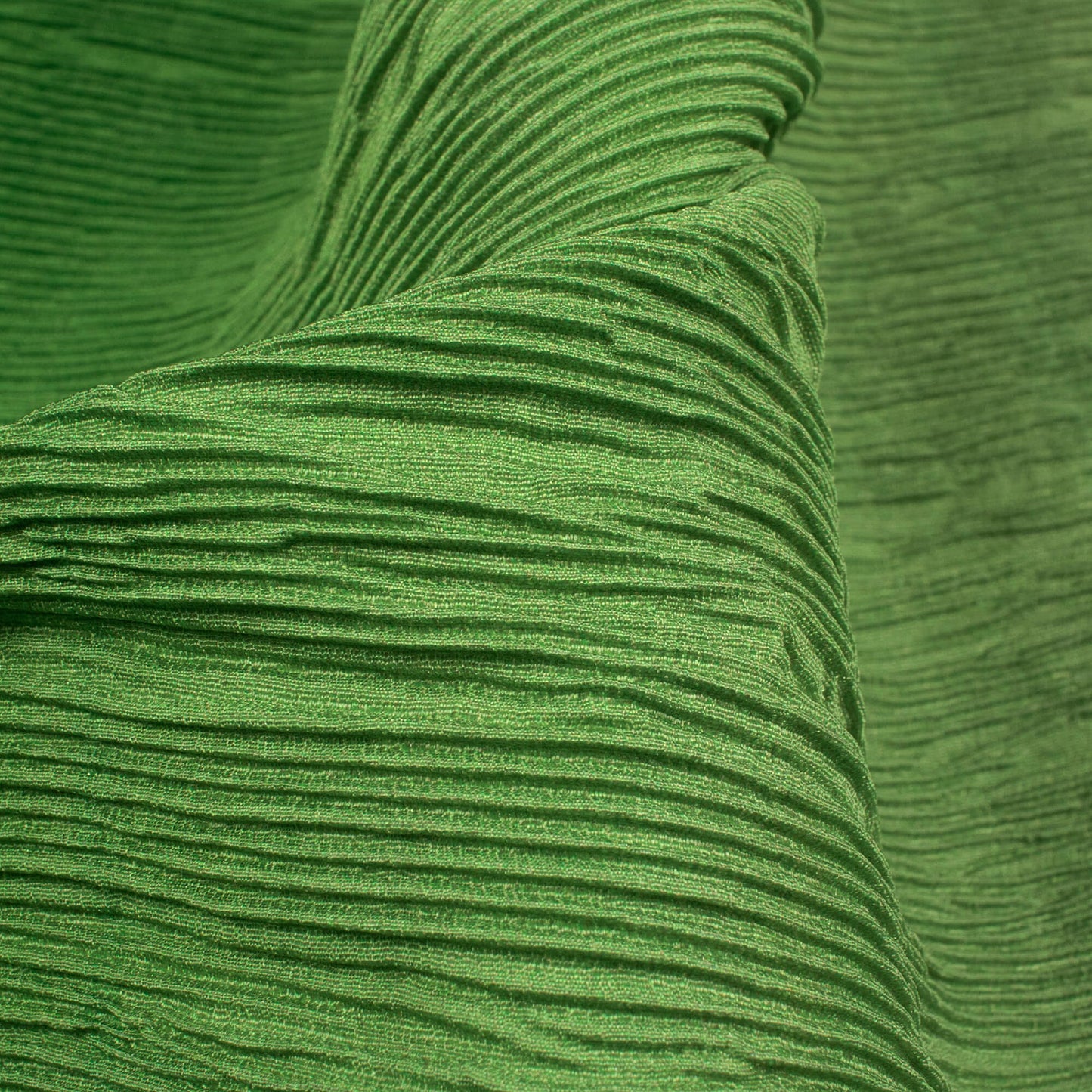 Green Ombre Pattern Digital Print Crepe Satin Pleated Fabric