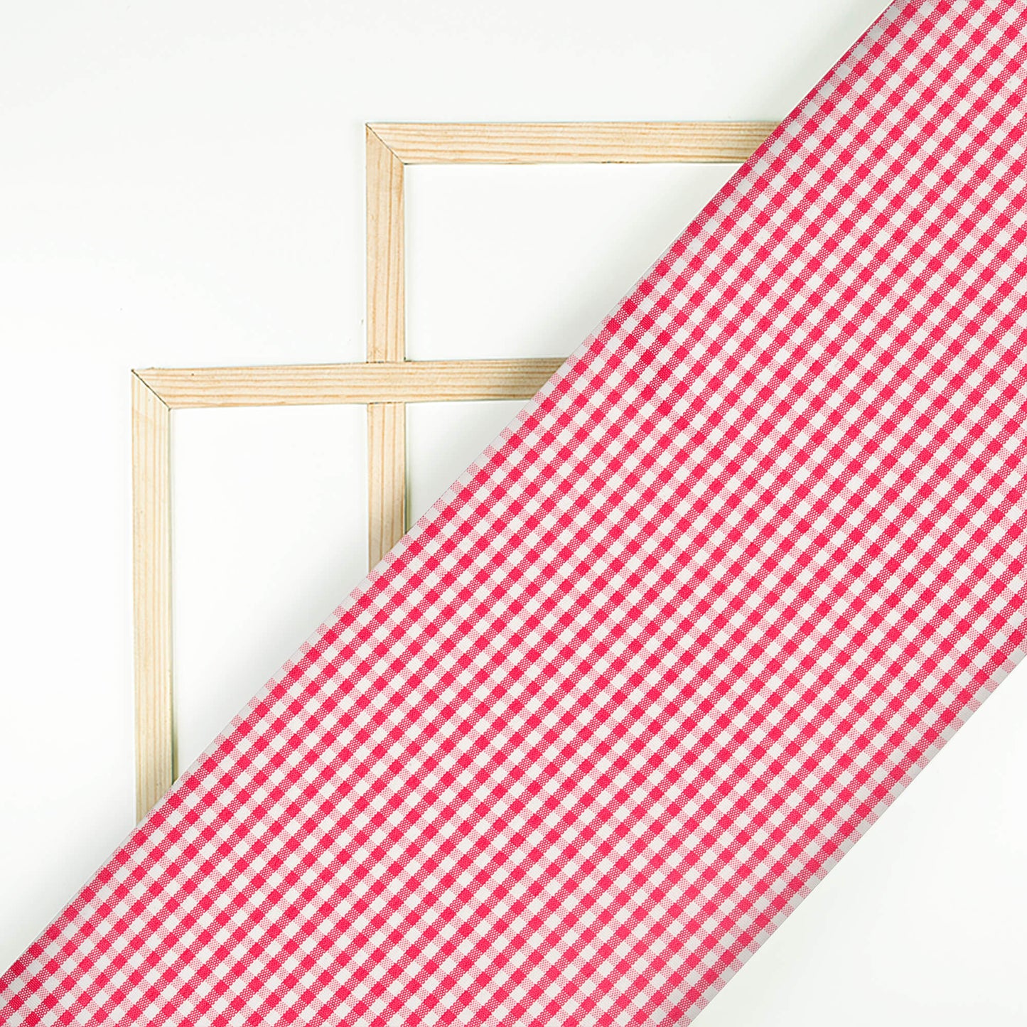 Red And White Checks Pattern Yarn Dyed Exclusive Shirting Fabric (Width 58 Inches)