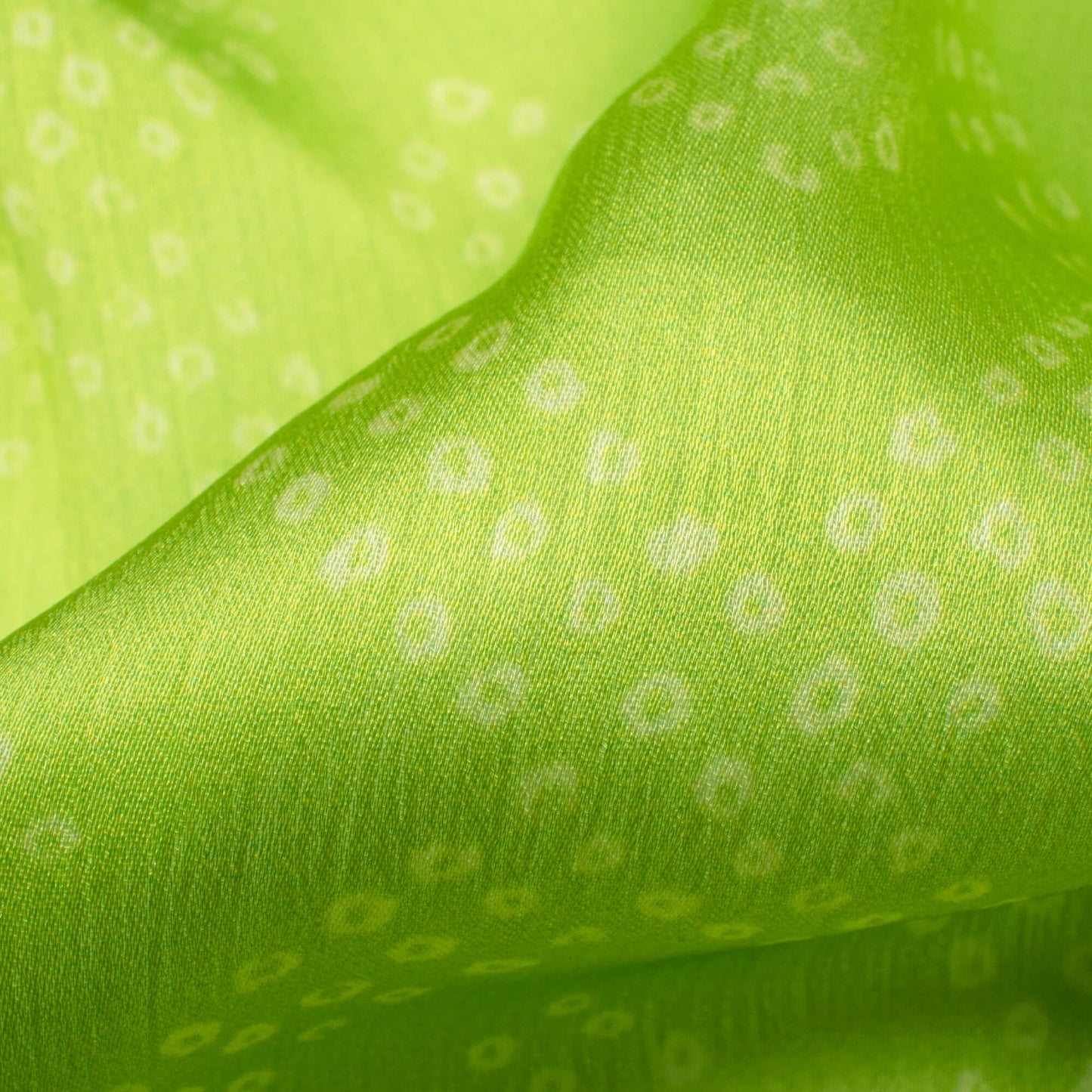 Liril Green And White Bandhani Pattern Digital Print Chiffon Satin Fabric - Fabcurate