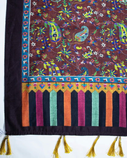 Maroon And Black Paisely Pattren Digital Print Chanderi Dupatta With Tassels - Fabcurate