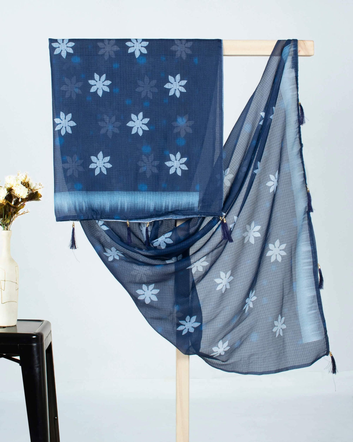 Prussian Blue And White Floral Pattern Digital Print Kota Doria Dupatta With Tassels - Fabcurate