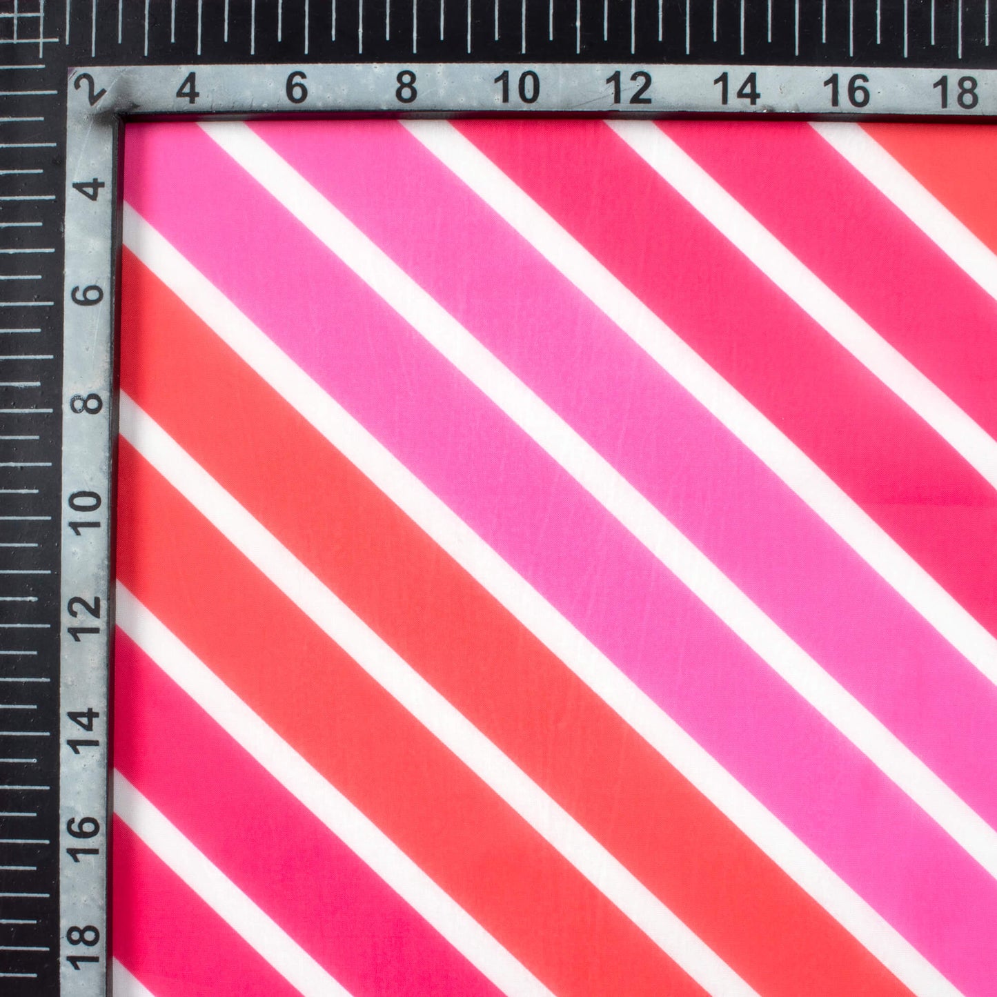 Hot Pink And Red Bandhani Pattern Digital Print Organza Satin Fabric