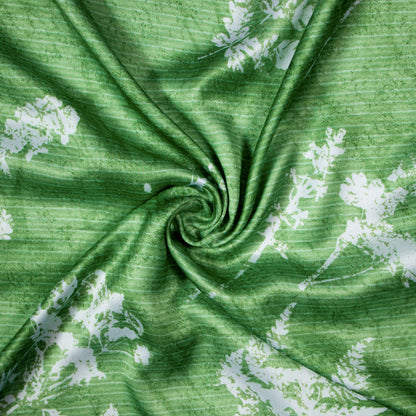 Glade Green And White Leaf Pattern Digital Print Crepe Silk Fabric