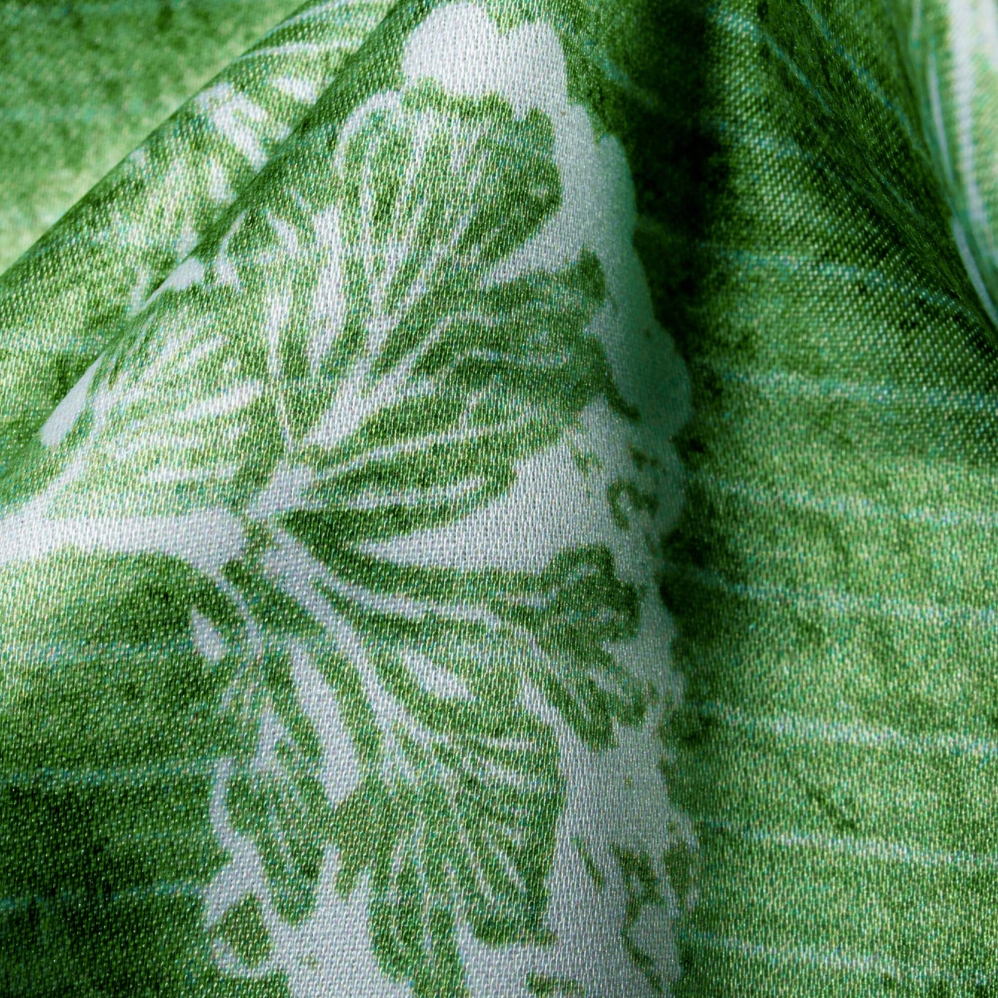 Glade Green And White Floral Pattern Digital Print Crepe Silk Fabric