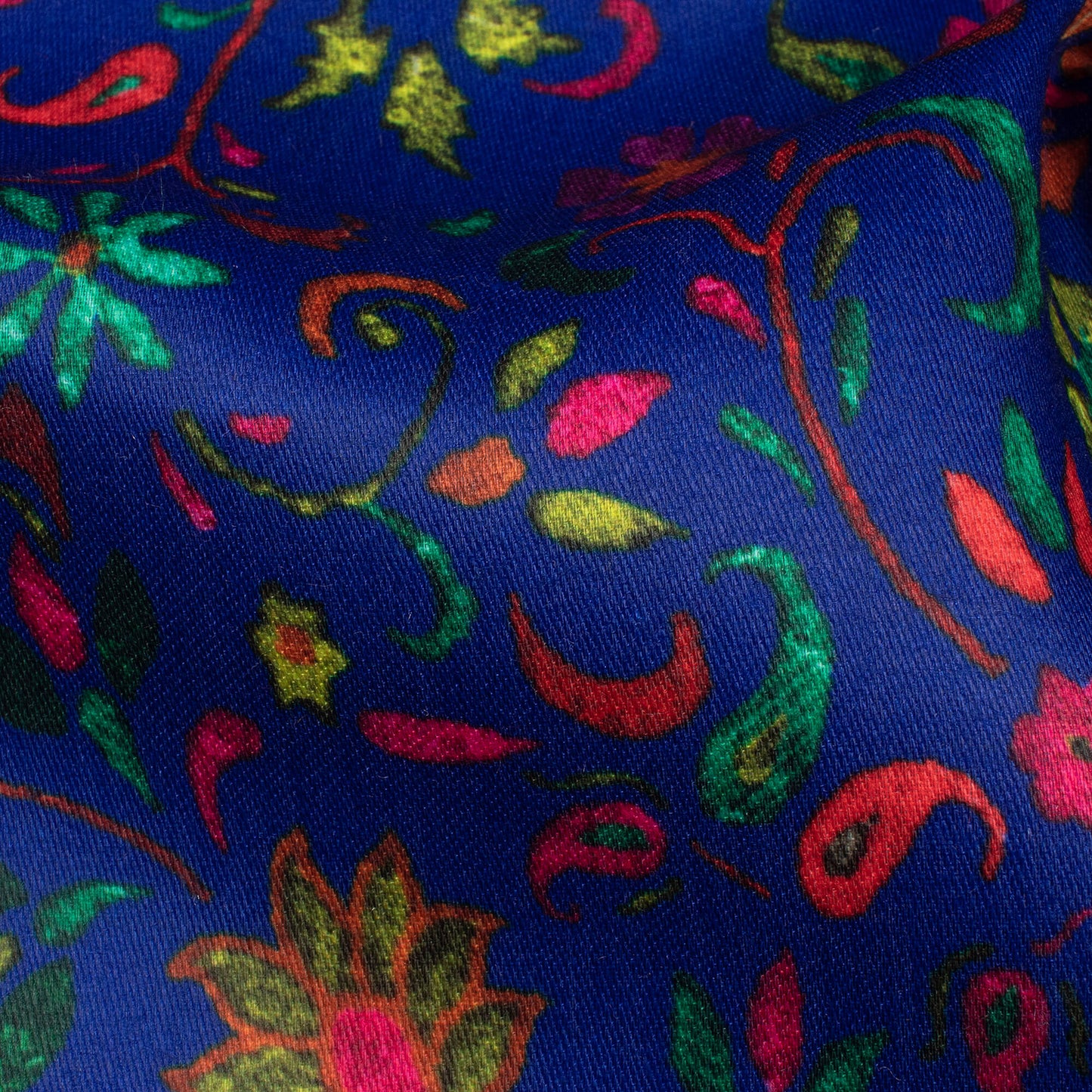 Royal Blue And Persian Red Floral Pattern Digital Print Poly Glazed Cotton Fabric