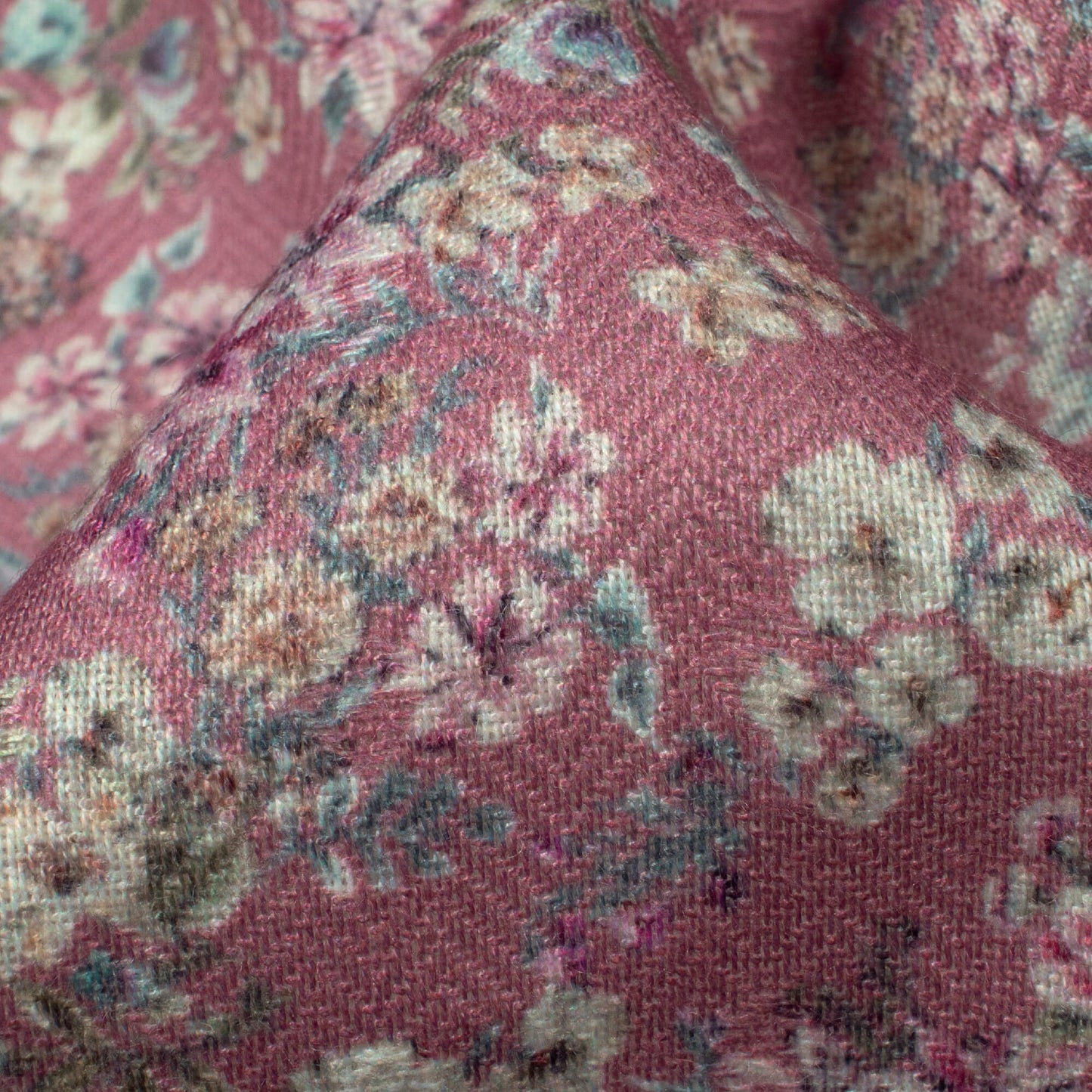 Hippie Pink And Cream Floral Pattern Digital Print Elegant Blend Pashmina Fabric