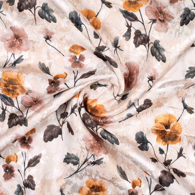 Daisy White And Beige Floral Pattern Digital Print Furnishing Fabric