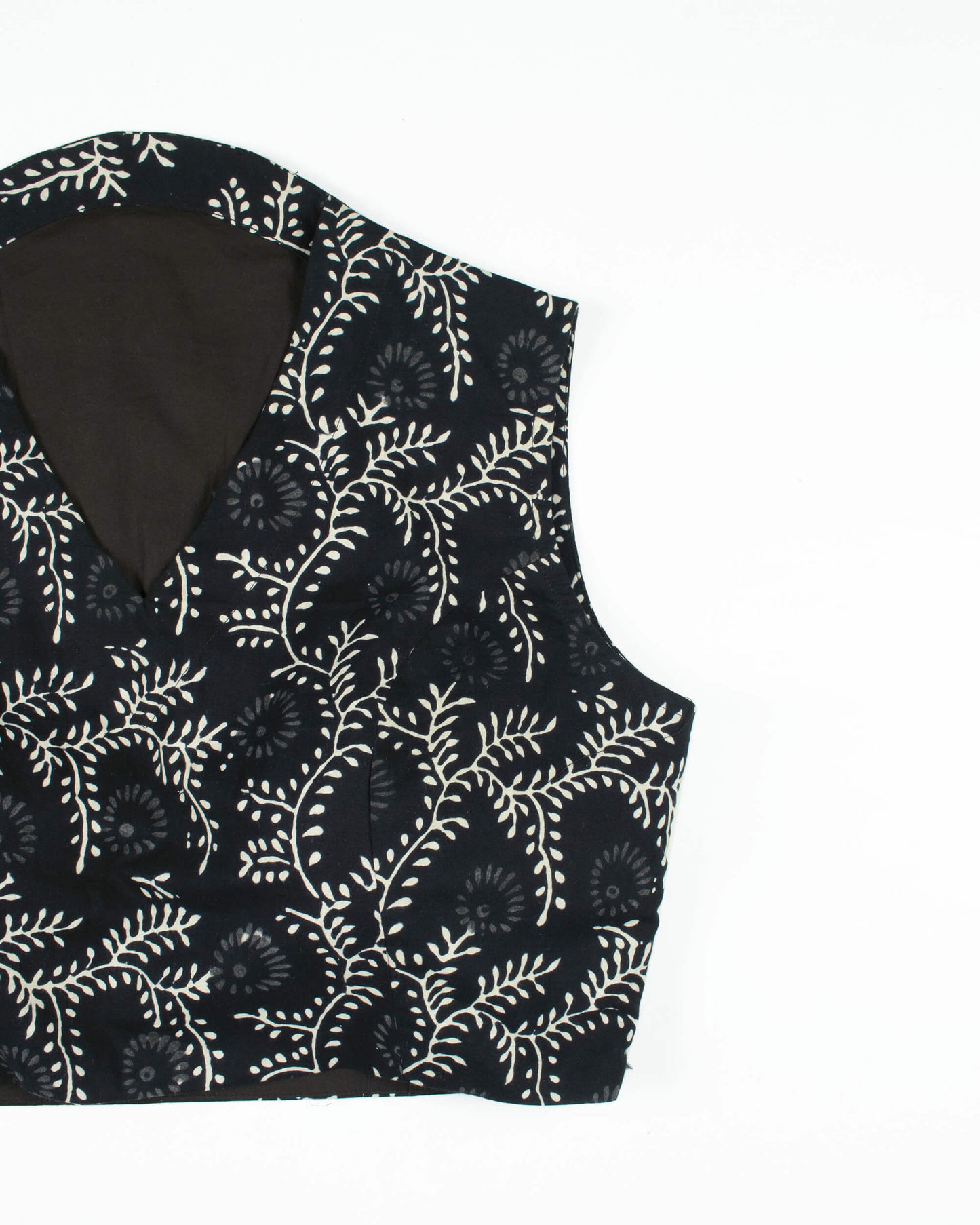 Monochrome Printed Cotton Collar Blouse