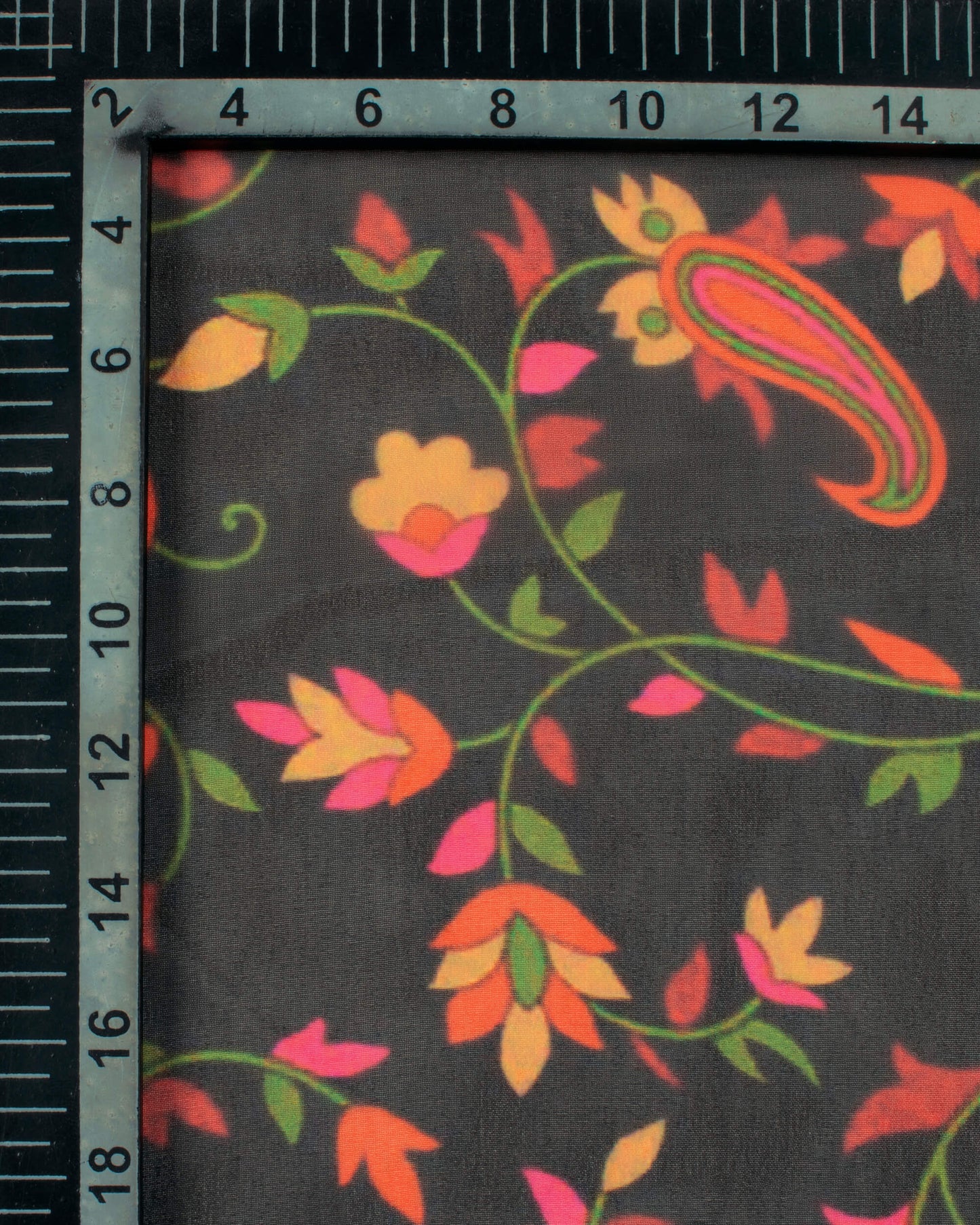 Black And Red Paisely Pattern Digital Print Georgette Dupatta With Tassels