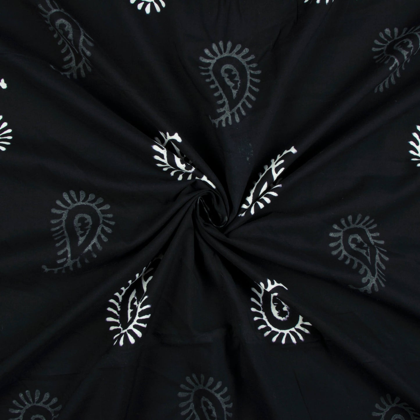 Monochrome Paisely Pattern Handblock Cotton Fabric