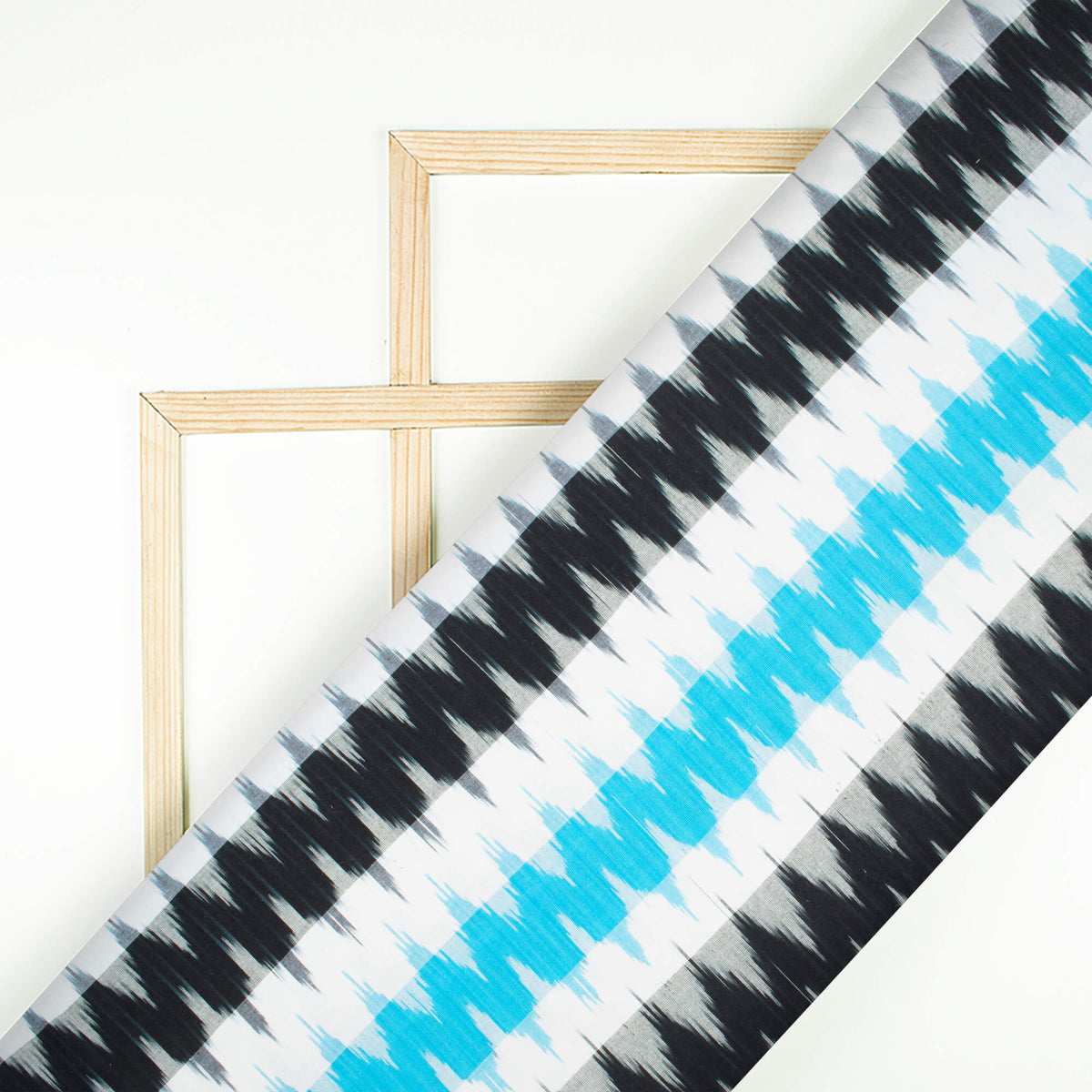 White And Sky Blue Chevron Pattern Woven Pre-Washed Cotton 3D Ikat Fabric