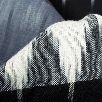Shark Grey And White Chevron Pattern Woven 3D Pre-Washed Cotton 3D Ikat Fabric