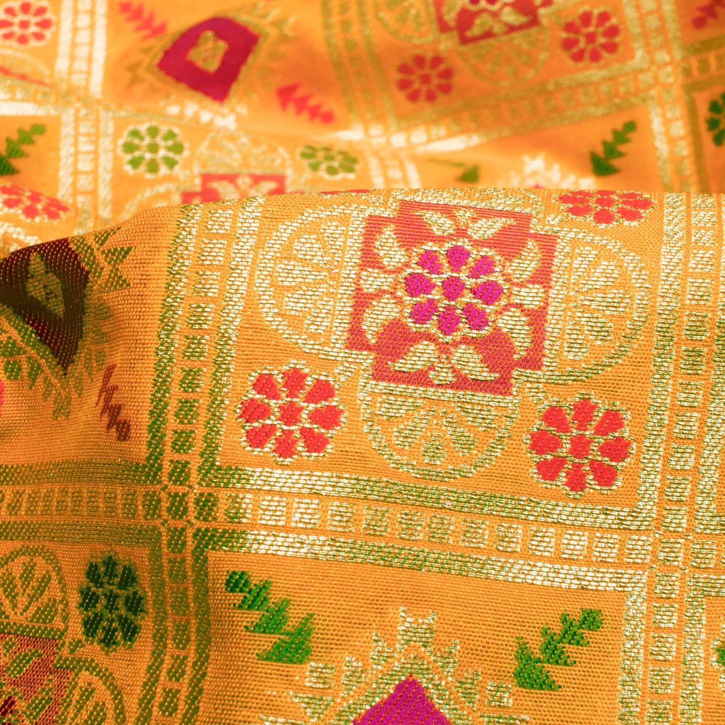 Yellow And Fuchsia Traditional Pattern Zari Jacquard Banarasi Taffeta Silk Fabric