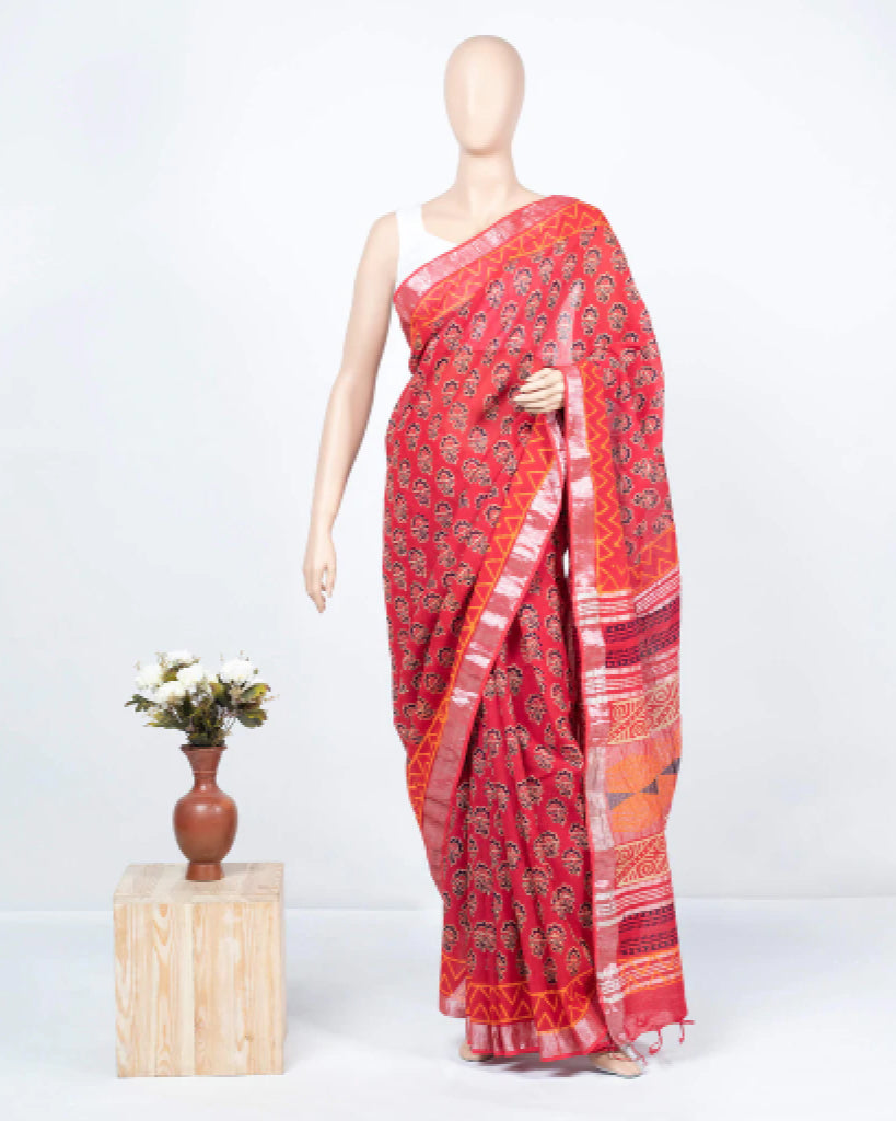 Cherry Red And Cream Floral Pattern Handblock Zari Borderd With Heavy Pallu Cotton By Linen Saree With Blouse