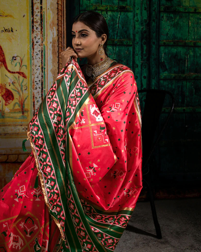 Rouge Pink And Green Patola Pattern Zari Jacquard Bordered Premium Banarasi Silk Saree With Blouse