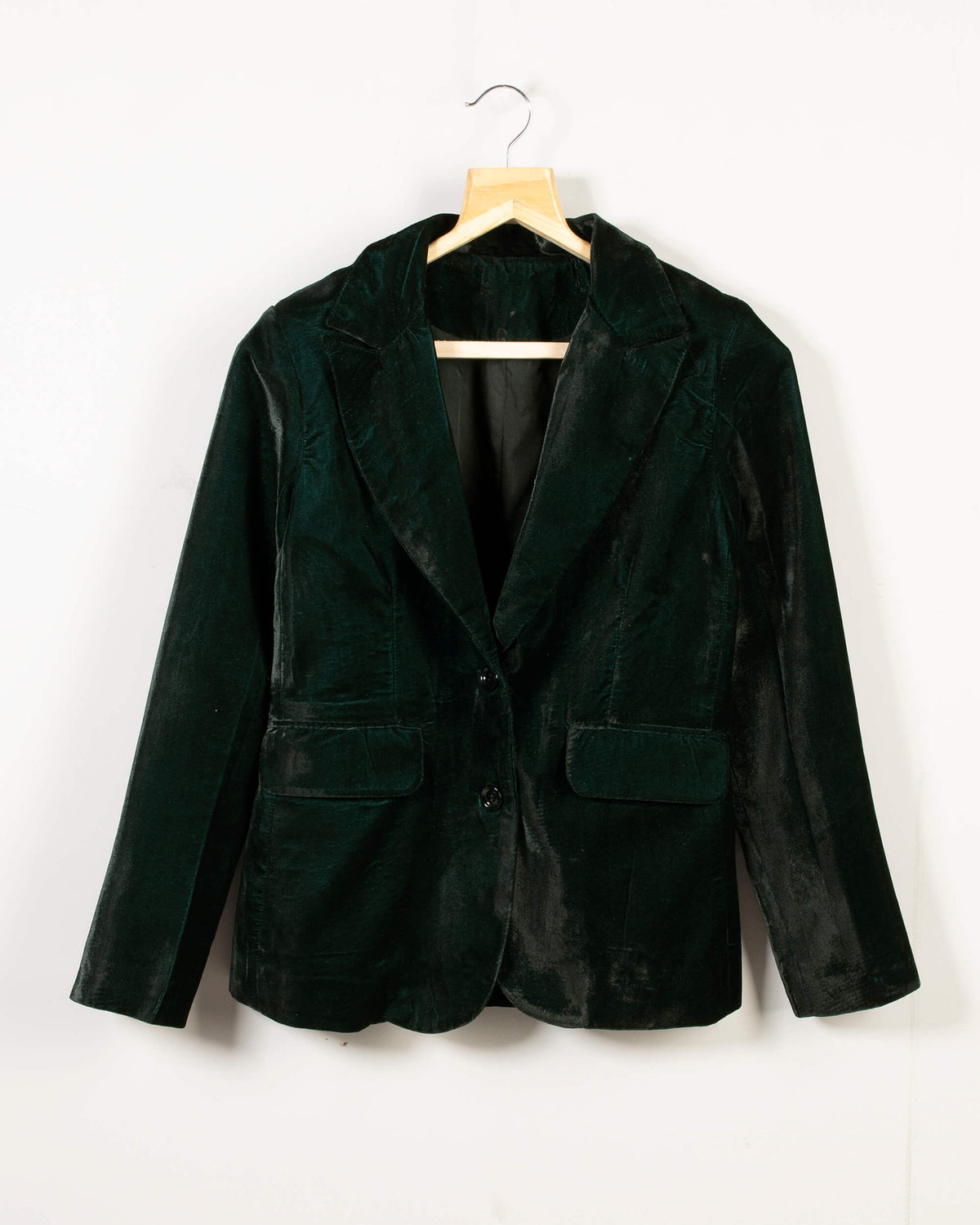 Velvet Jacket for Women - Buy Stylish Velvet Blazer at Best Price
