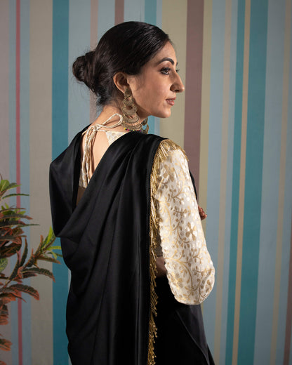 Black Plain Chiffon Satin Saree With Tubular Beads Lace Border