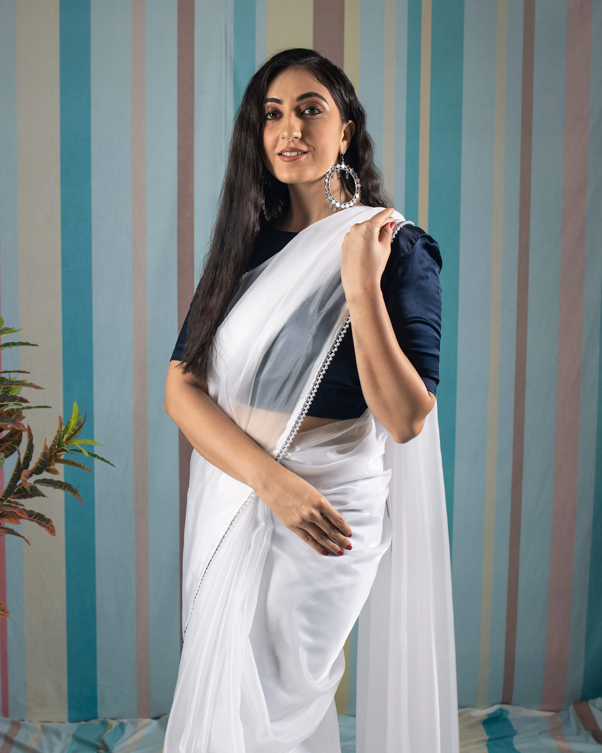 Off-White Sarees That You Can Style In Simple Ways! – Fashion Trends | Saree  designs, Saree look, Off white saree