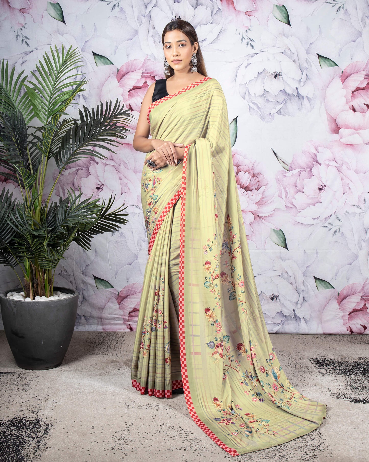 Olive Green And Red Floral Pattern Digital Print Crepe Silk Saree