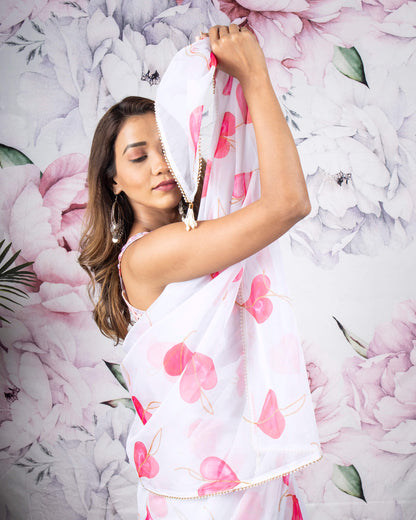 White And Pink Heart Pattern Hand Paint Effect Shimmer Tisshu Saree With Pearl Work Lace Border