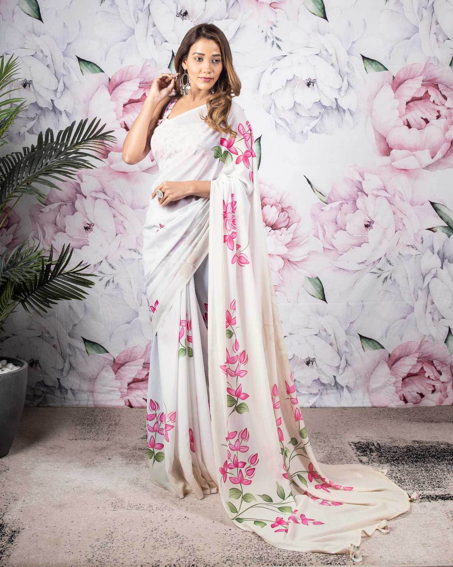 Off White And Pink Floral Pattern Digital Print Georgette Saree With Tassels