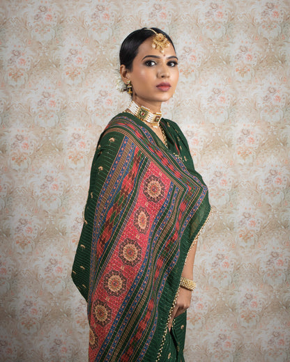 Bottle Green And Maroon Floral Pattren Sequins Georgette Saree With Tubular Beads Pearl Work Lace Border
