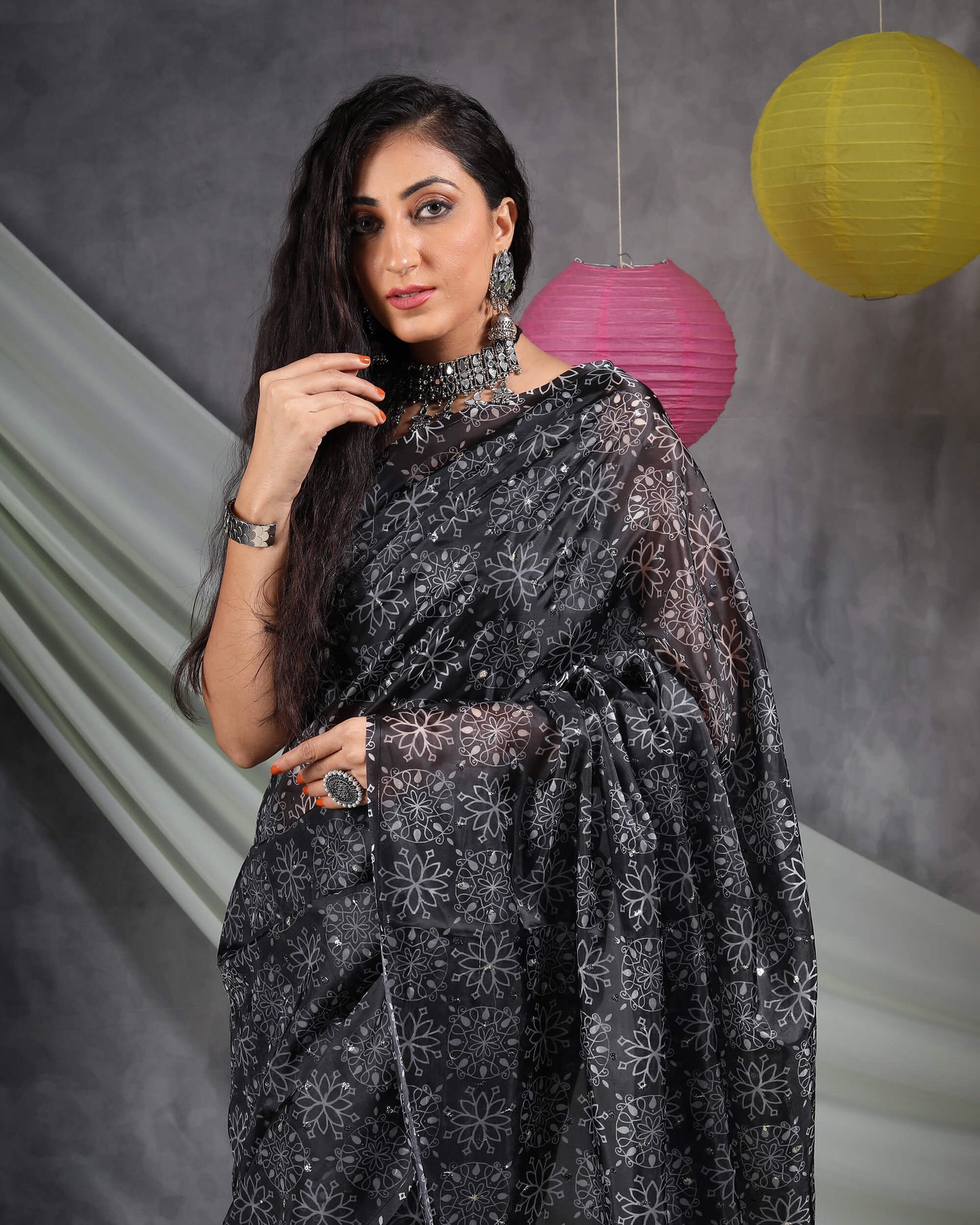Black And White Traditional Pattern Booti Sequins Digital Print Liquid Organza Saree With Tassles