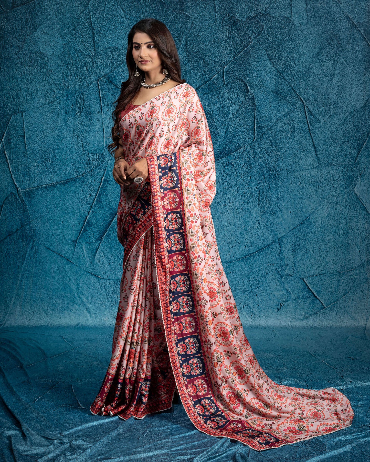 Red And Salmon Peach Floral Pattern Digital Print Muslin Saree With Pearl Work Lace Border