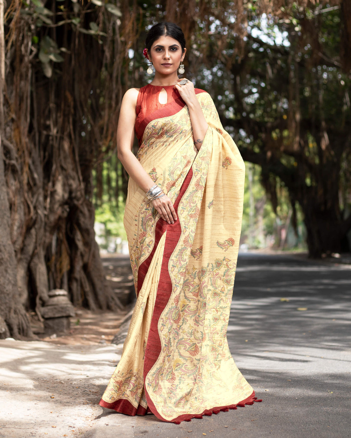 Ecru Beige And Mahogany Red Kalamkrii Pattern Digital Print Art Tusser Silk Saree With Tassels