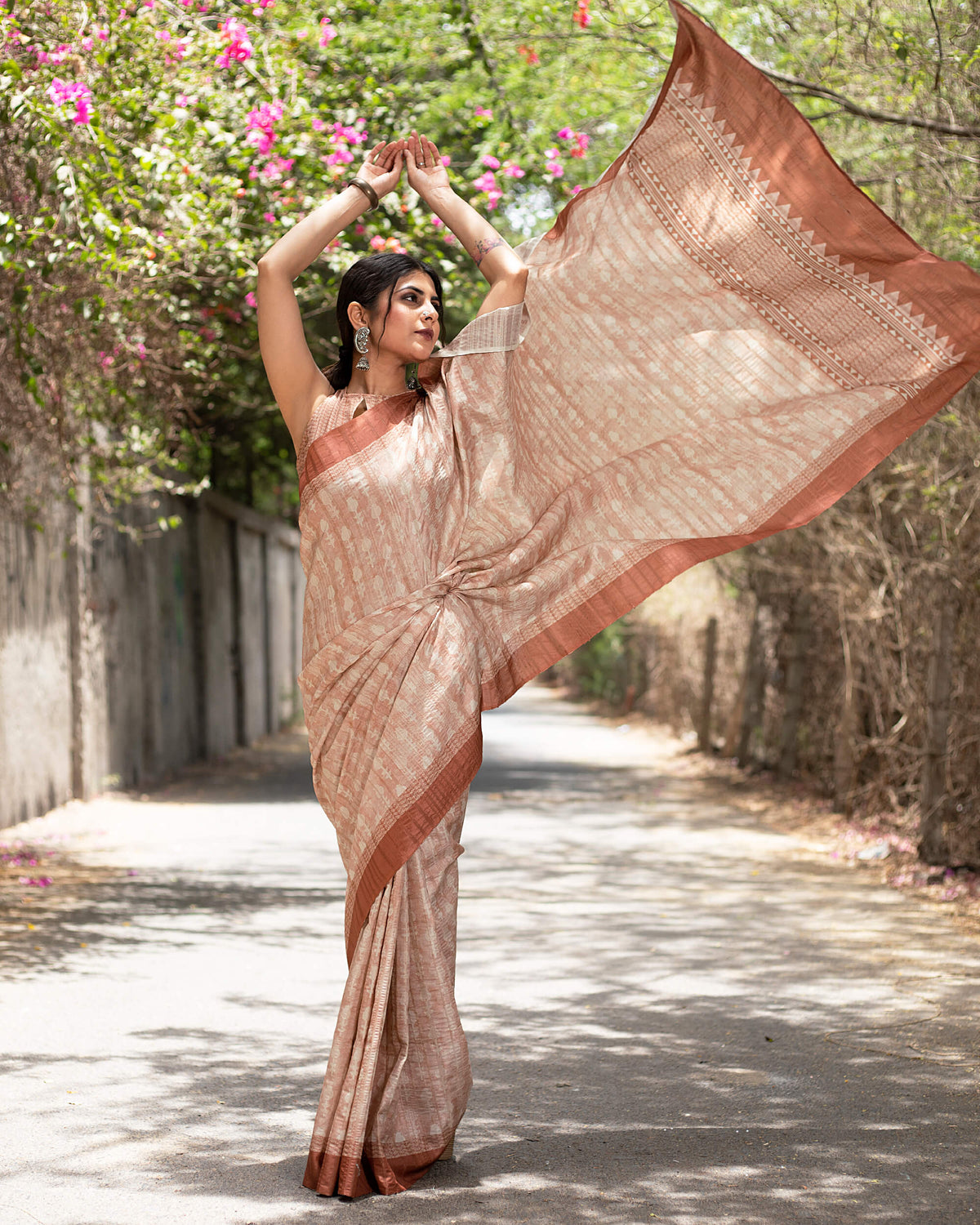 Brick Brown And White Booti Pattern Digital Print Art Tusser Silk Saree With Tassels