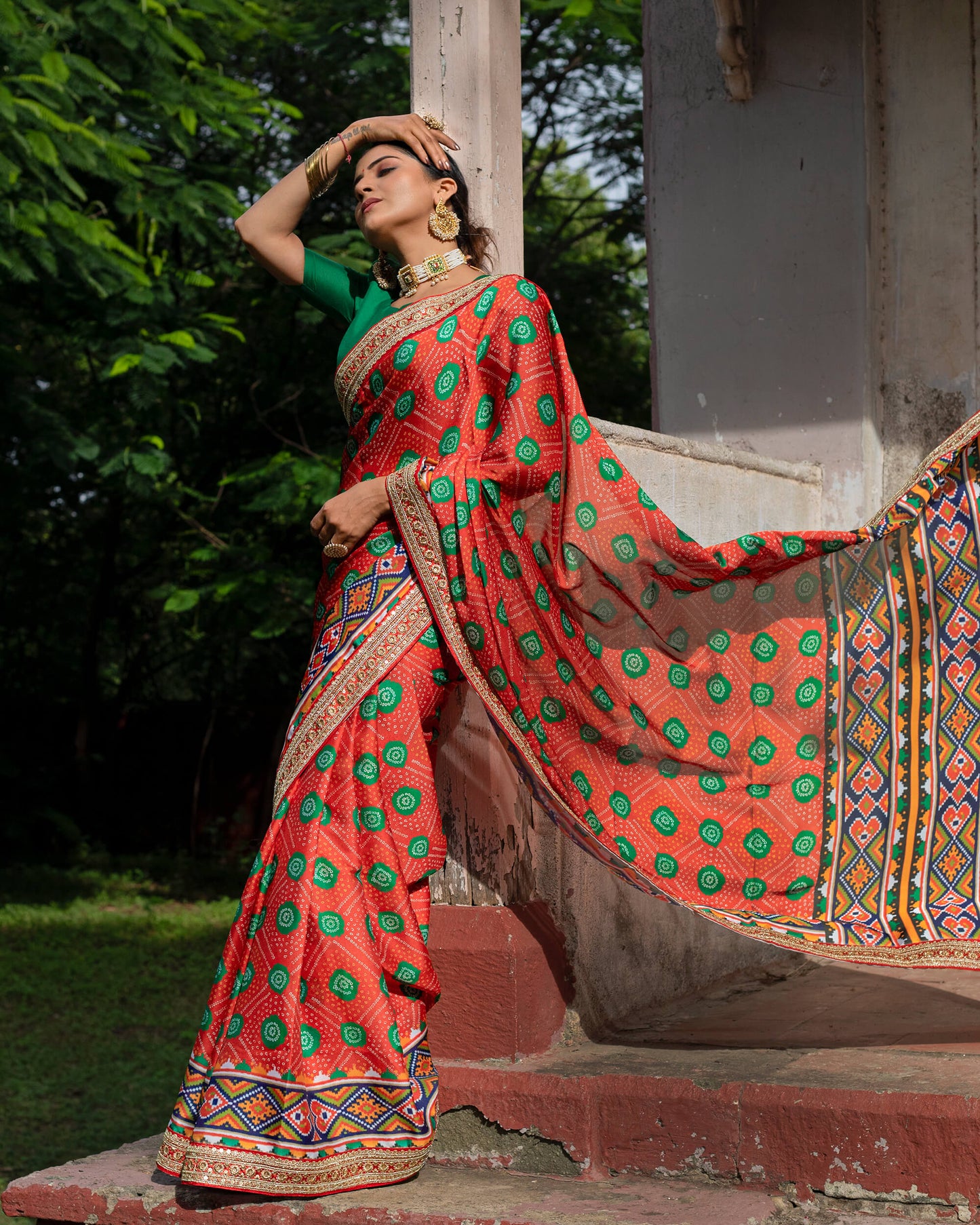 Barn Red And Green Bandhani Pattern Digital Print Georgette Saree With Premium Lace