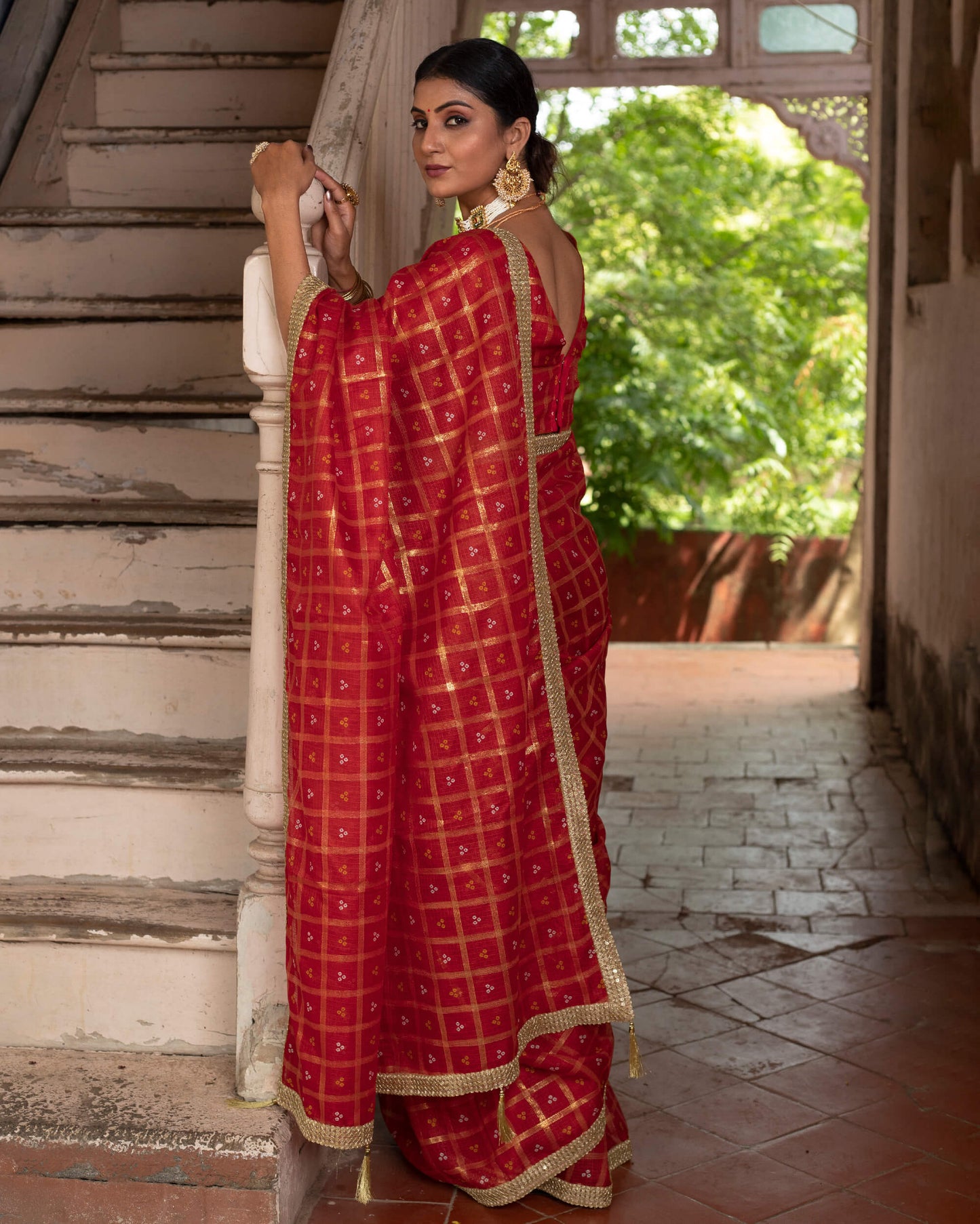 Blood Red Bandhani Pattern Kota Doria Saree With Lace Border