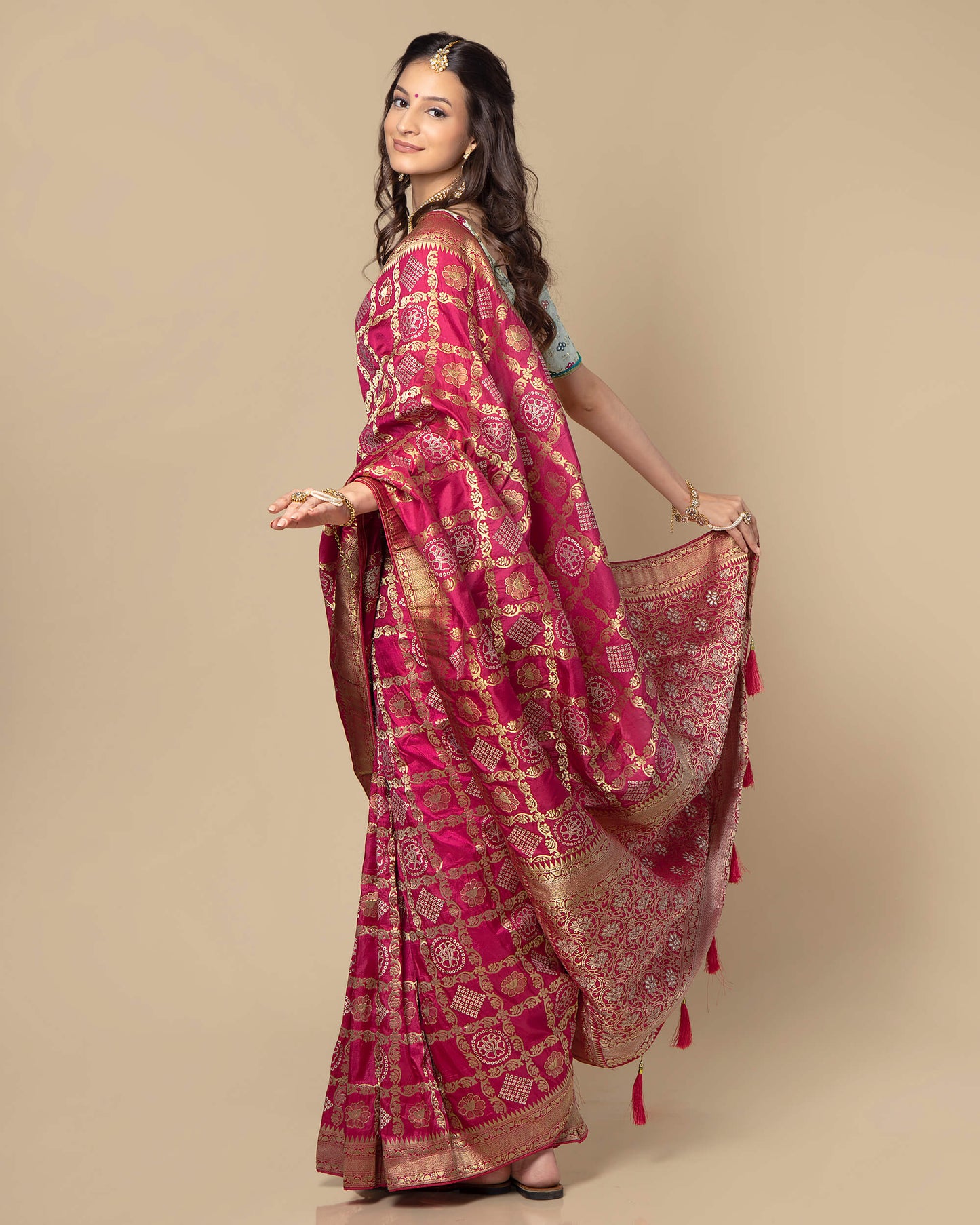 Pink Bandhani Golden Jacquard Work Exclusive Silk Saree