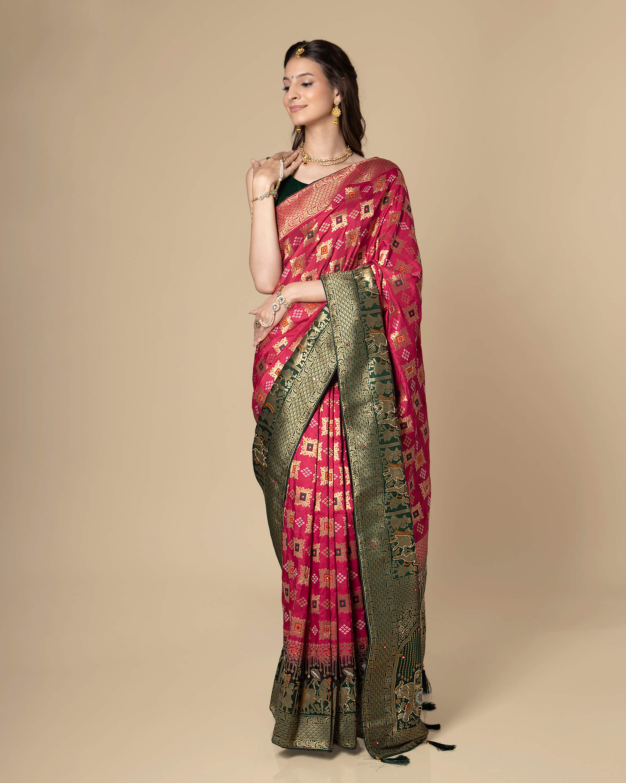 Shibori Silk Saree, Occasion : Party Wear, Saree Length : 6.3 M (with  Blouse Piece) at Rs 2,500 / Piece in Godda