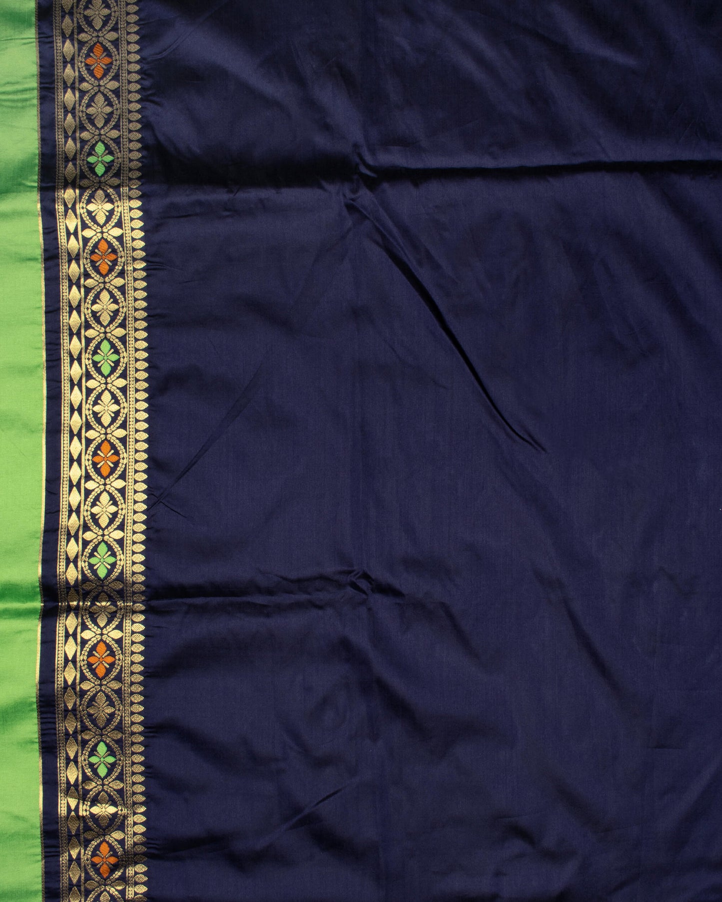 Parakeet Green And Navy Blue Booti Pattern Zari Jacquard Bordered Premium Banarasi Silk Saree With Blouse