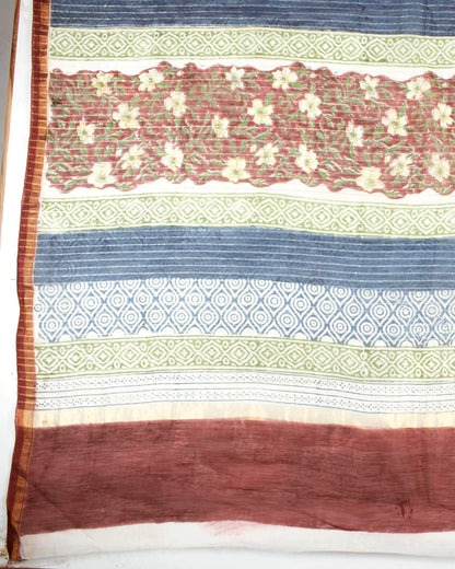 Pearl White And Royal Blue Floral Pattern Handblock Zari Bordered With Heavy Pallu Pure Chanderi Saree With Blouse - Fabcurate