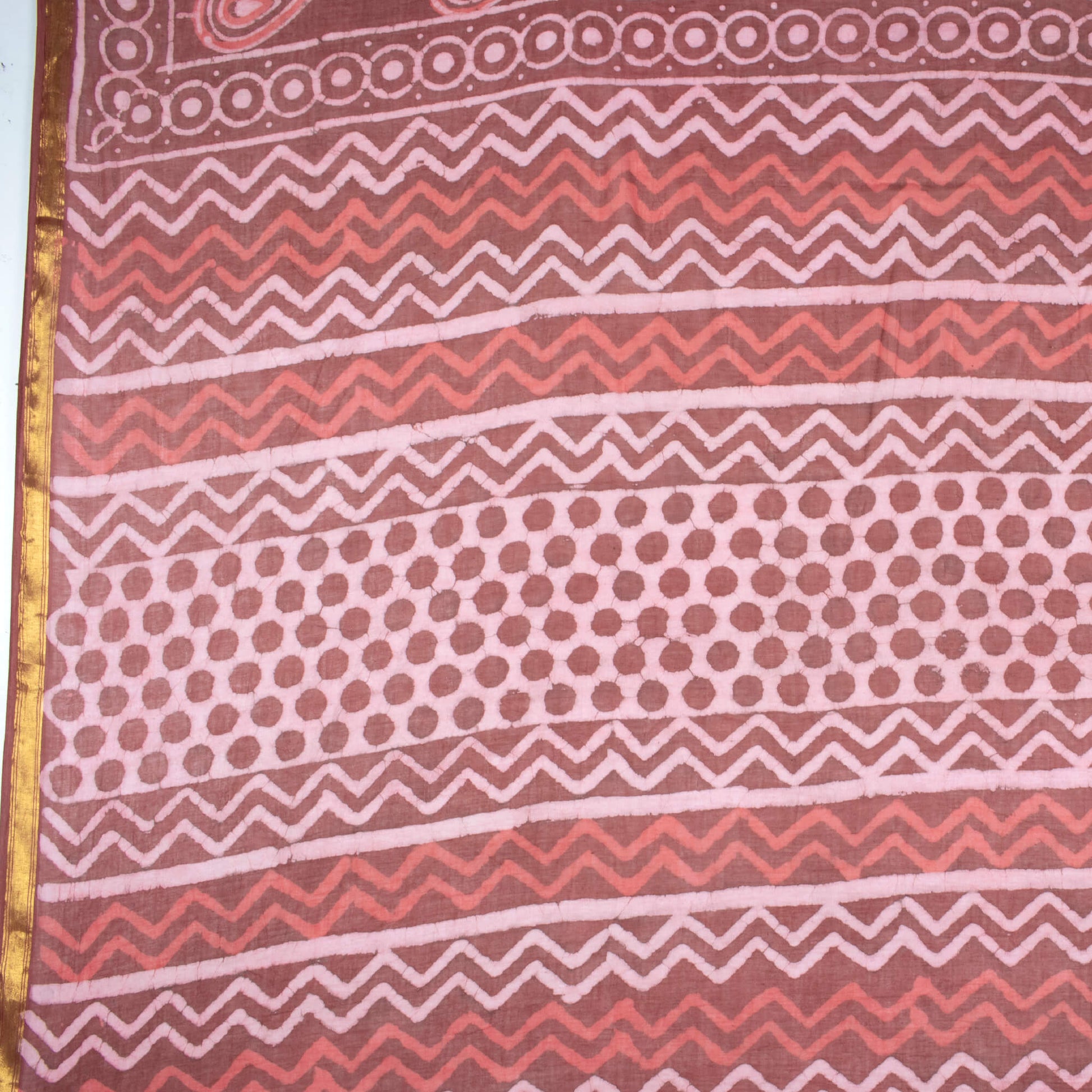 Maroon And Beige Leaf Pattern Kashish Handblock Zari Bordered Cotton Mulmul Saree With Blouse - Fabcurate