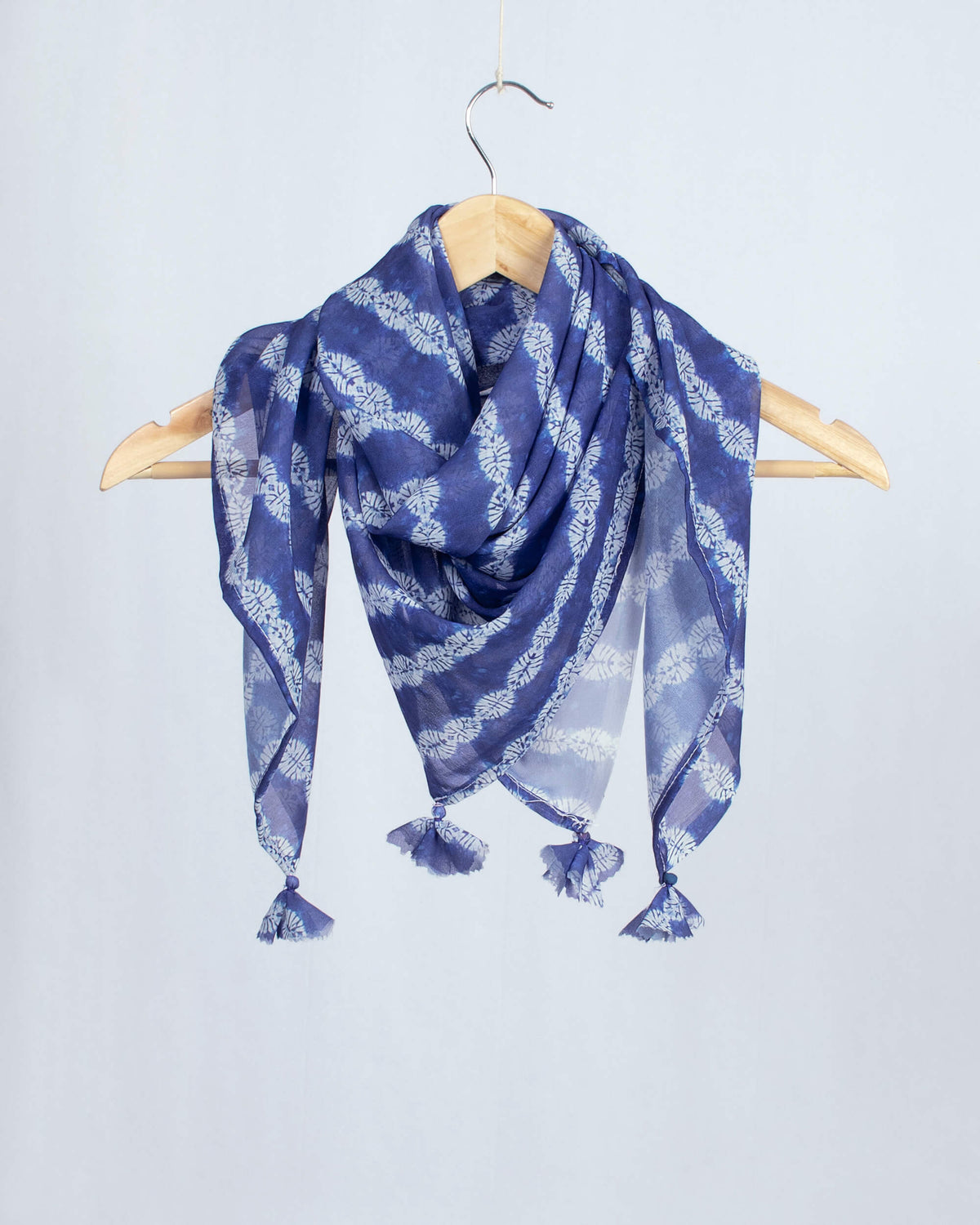 Blue And White Shiiborii Pattern Digital Print Georgette Scarf