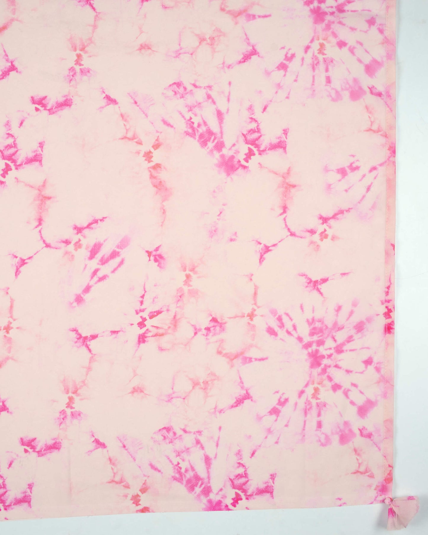 Cream And Pink Tie & Dye Pattern Digital Print Georgette Scarf