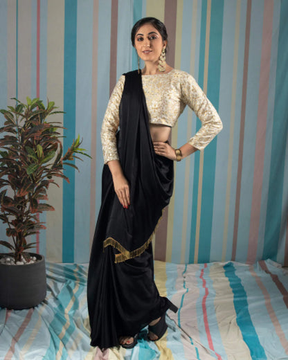 Black Plain Chiffon Satin Saree With Tubular Beads Lace Border