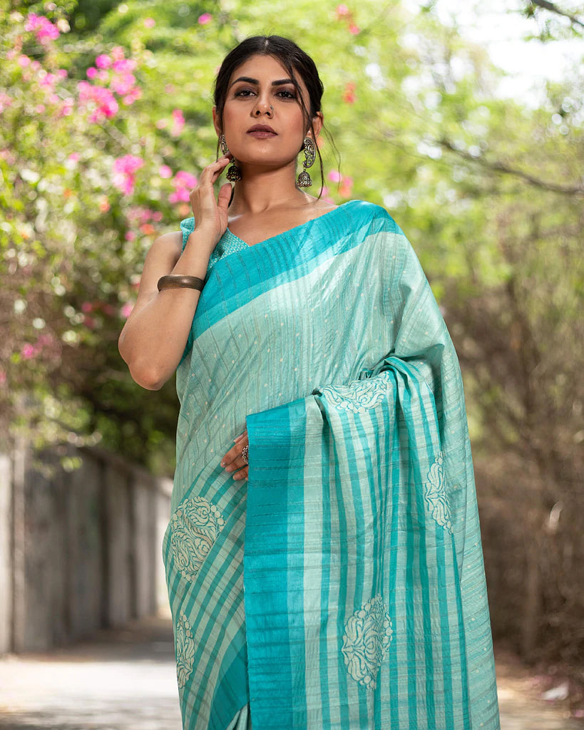 Electric Blue And White Ethnic Pattern Digital Print Art Tusser Silk Saree With Tassels