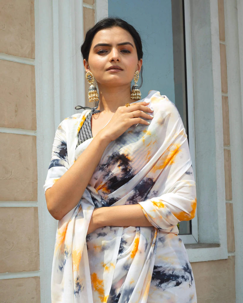 Off White And Grey Tye And Dye Pattern Digital Print Georgette Saree